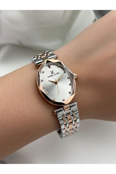 Daniel Klein KADIN KOL SAATİ METAL KASA - KORDON 3 ATM SUYA DAYANIKLI
