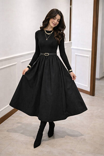 oshebu Черно - Дамска велосипедна рокля с колан и дълъг подол