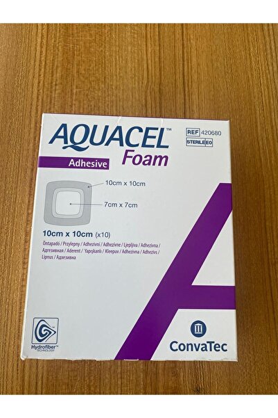 Convatec AQUACEL Foam Kendinden Yapışkanlı Hydrofiber Örtü 10x10cm