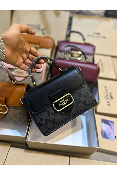 GGGG Bags with their accessories