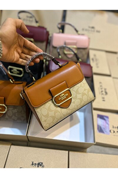 GGGG Bags with their accessories