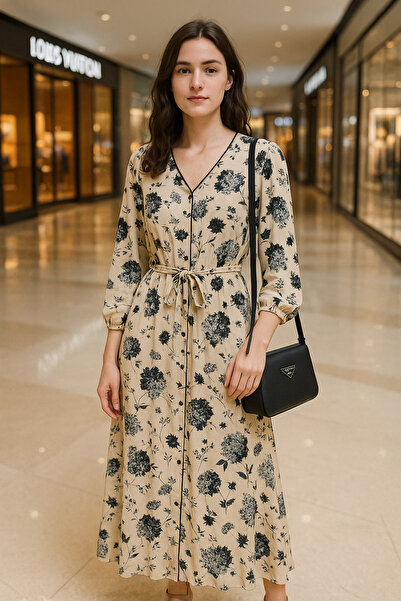 Borncelebs Classic Crepe Maxi Dress in Ivory Bloom Print