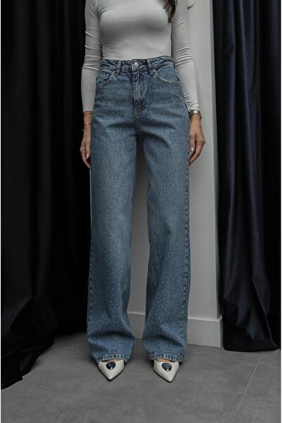 Havoş Blugi croi larg pe picior cu pietre albastre încrustate