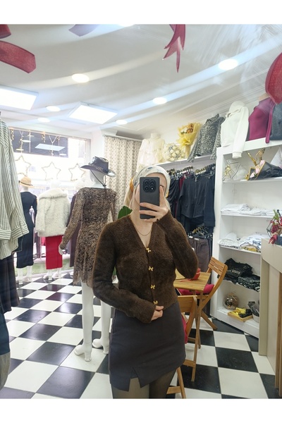 Butik Kahverengi crop fiyonk düğmeli hırka