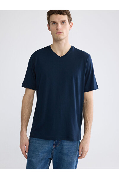 LC Waikiki Ozmarka New Season V-Neck Men's Soft Touch T-Shirt