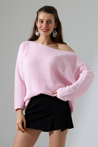 Devinka Women's Oversized Casual Comfortable Fit Boat Neck Knitwear Sweater