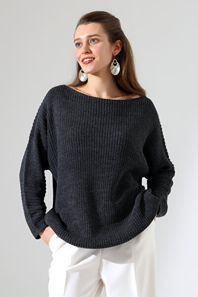Devinka Women's Oversized Casual Comfortable Fit Boat Neck Knitwear Sweater