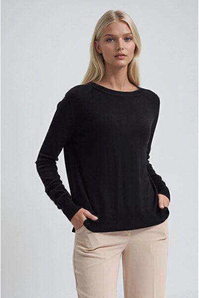Lijuri Crew neck fine knit blouse 1398
