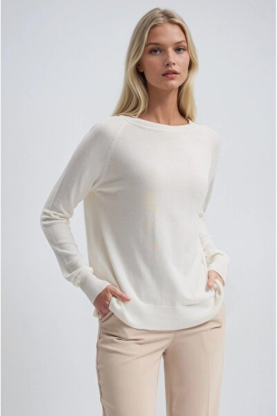 Lijuri Crew neck fine knit blouse 1398