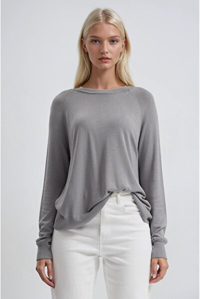 Lijuri Crew neck fine knit blouse 1398