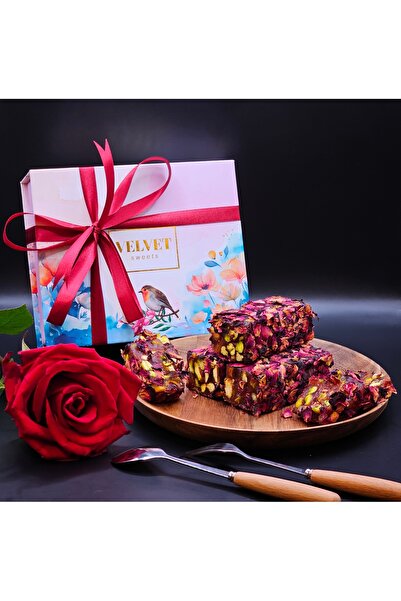 Velvet Turkish Delight with roses and pistachio 250g