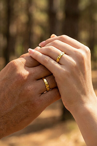 ZÜMRÜT SARRAF 14 Ayar Altın 4 mm Kesme Alyans