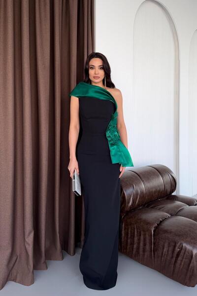 Serica Moda Green Striped One-Shoulder Evening Dress with Rose Detail