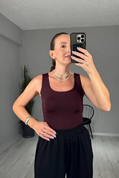 lady special Sandy Kare Yaka Tulum Atlet