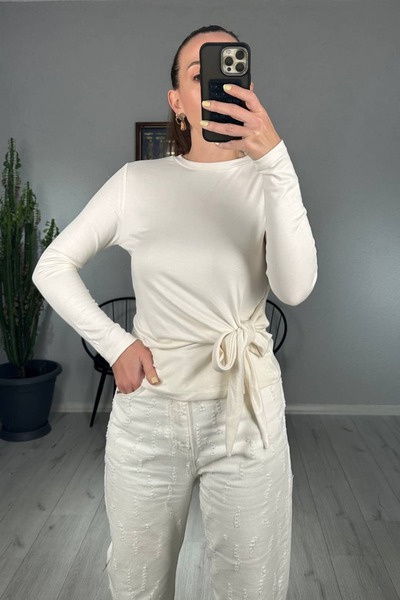 lady special Μπλούζα με λαιμόκοψη και δέσιμο στη μέση