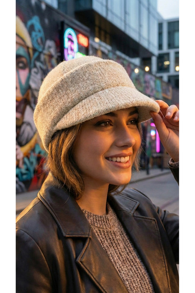 LAGRANZE Wool Visor Hat