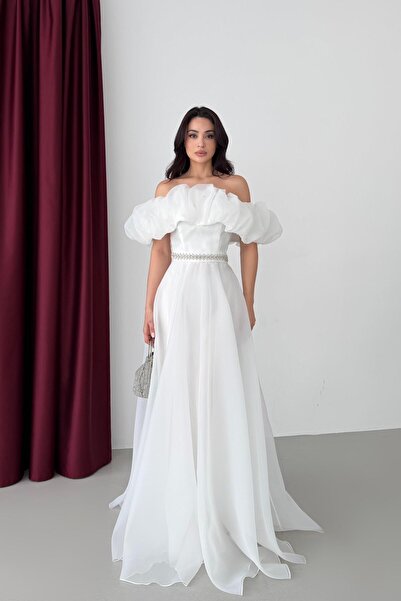 Serica Moda Rochie de seară albă Madonna cu guler și talie brodate cu pietre