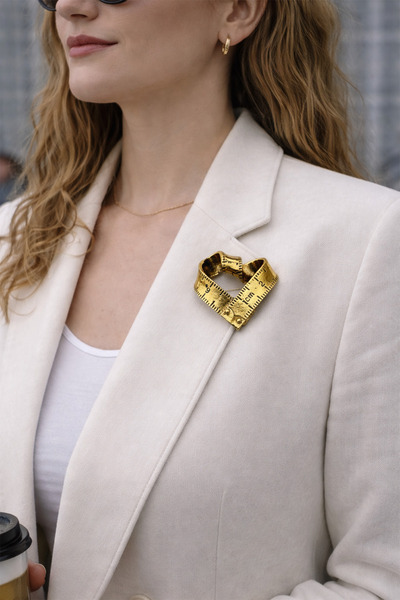 Modex Kalp Detay Terzi Ölçü Şeridi Formlu Broş (3cm)