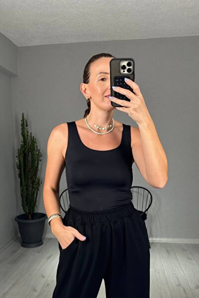 lady special Sandy Kare Yaka Tulum Atlet