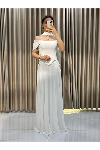 Kaleiçi Yıldızlar Beyaz Kloş Etek Abiye Elbise |