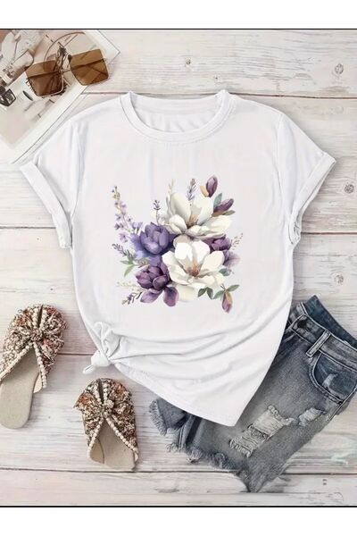 herkesemoda تي شيرت أساسي بتفاصيل طباعة الزهور