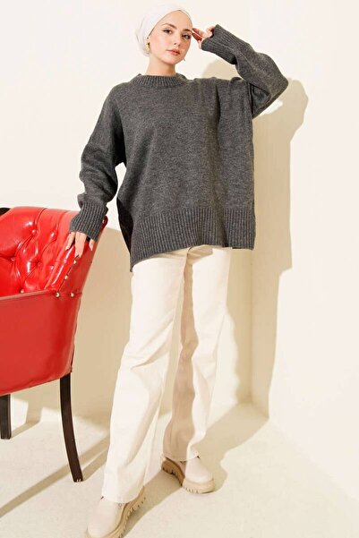 TrendParis Round Neck Basic Oversized Knitwear Sweater