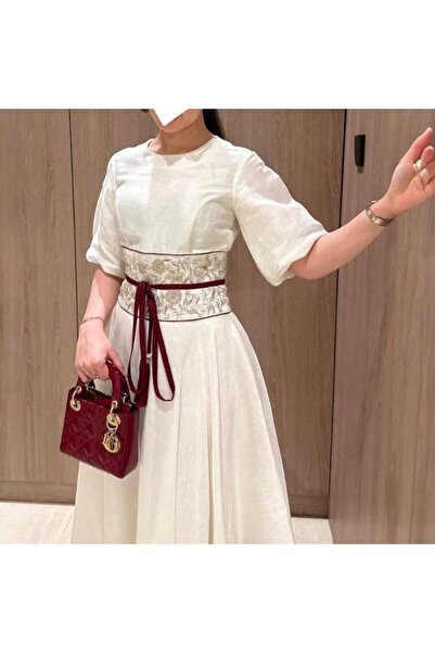 ZAHRA A luxurious flower dress 🌸🌹