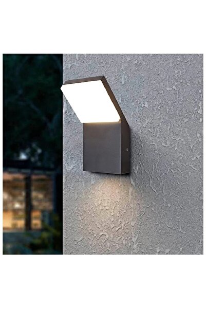 Hummer Wall light, black color, yellow light output, 12 watts