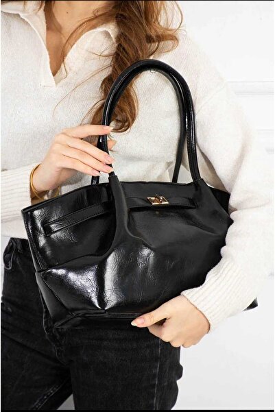 ÖZÜM TAKI Women's Large Size Shiny Shoulder Bag Black