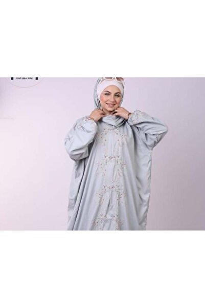 Gerenic Embroidered Prayer Mat