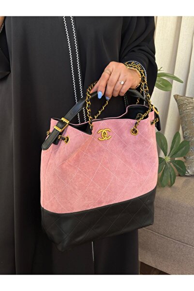 GENERAL Elegant women's shoulder bag with accessories