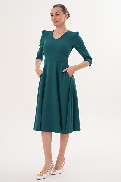 RURIS Women's Emerald Green V-Neck Pocketed Three-Quarter Sleeve Midi Flared ...