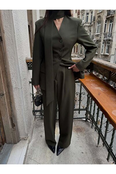 Julidress Set premium din 3 piese: Jachetă kaki cu șal și decolteu în V și pa...