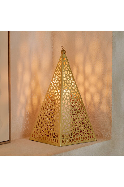 Home Box حامل شموع معدني مزخرف بنقوش عربية من تصميم زينة ميراج - 18×18×33 سم