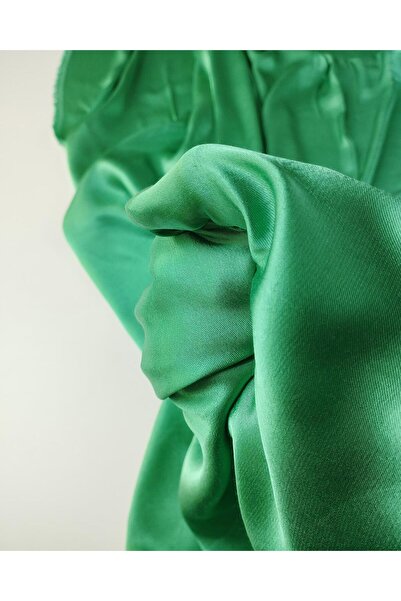 Kumaş Parça Țesătură din viscoză de culoare verde Lățime: 140 cm