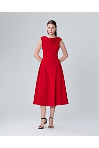 Orasia A dress with a unique cut