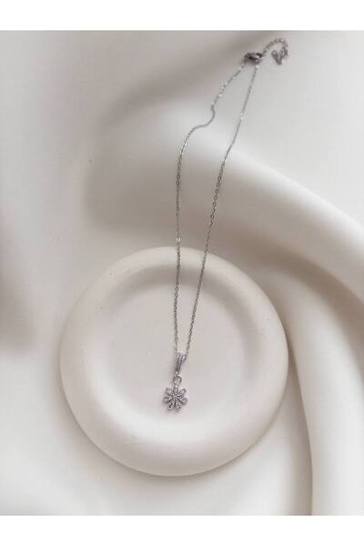 Minne Jewelry-Accessory Flower Motif Necklace - Stone Daisy Necklace - Zircon Stone Flower Necklace - Steel Necklace