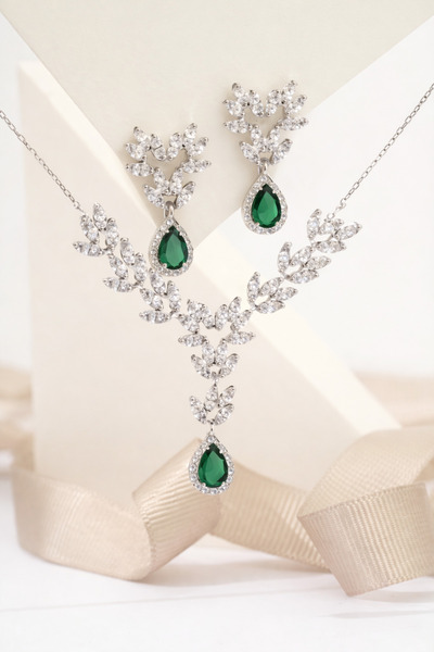 Siset Gümüş 925 Ayar Rodyum Kaplama Baget -Damla Zümrüt Taşlı Fantazi Gümüş Set