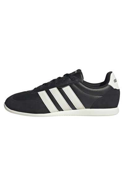 adidas Мъжки спортни обувки BARREDA LO - HQ7382