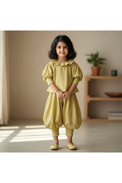 CHOCHIC Girls' Yellow Charm Set