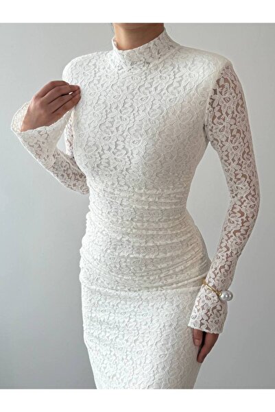 mayrem Women's Lace Shoulder Shoulder Pad in Mock Neck Long Dress