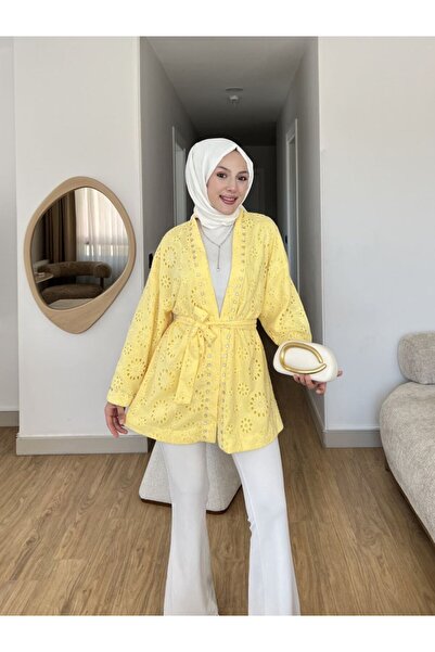 Nsade ensade Astarlı cu pietre aplicate Kimono Festușor |   Kimono elegant cu...