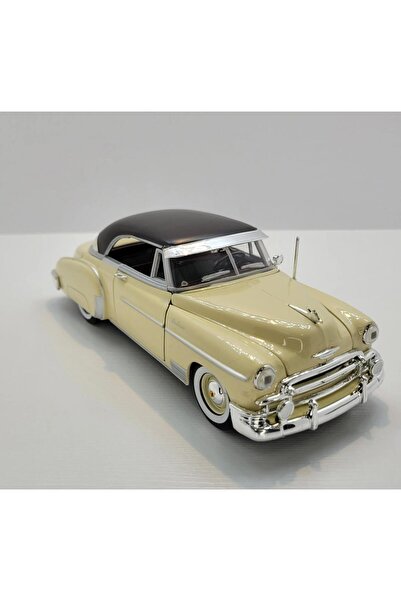 Motor Max Koleksiyon 1 / 24 Ölçek 1950 Chevy Bel Air Krem Model Metal Araba