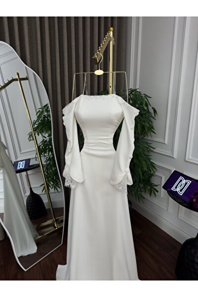 AMAZ White lace dress