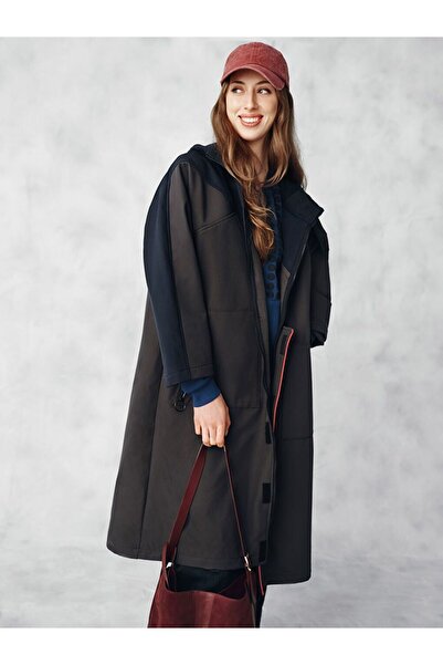 LC Waikiki Easy-To-Wear Zippered Hooded Women's Coat