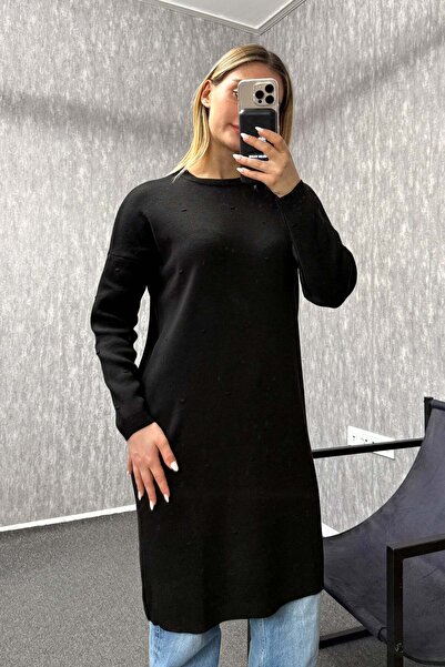 ModaPlaza Жіноча довга трикотажна туніка з помпонами 5820