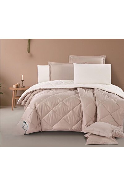 Red Rose Double bed comforter set with a plain hotel-style design, offering h...