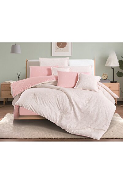 Red Rose A single and a half bed comforter set to give you elegance and beaut...