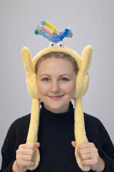 MD Moda Accessories سماعات أذن لطيفة من القطيفة بأشكال جذابة