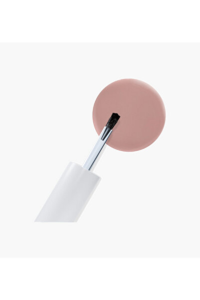 KAREN وطلاء أظافر كارلا